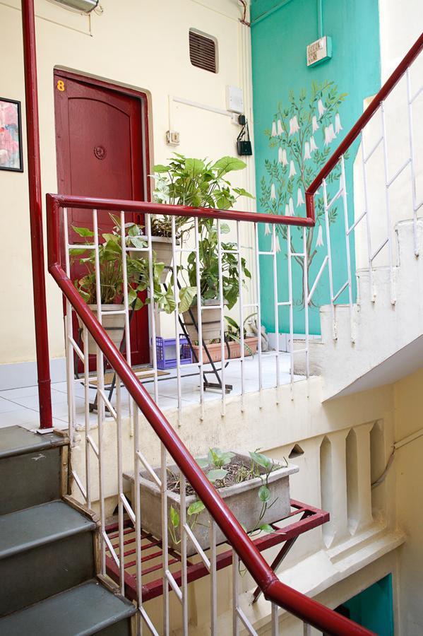 Brown Bread Bakery Guest House พาราณสี ภายนอก รูปภาพ